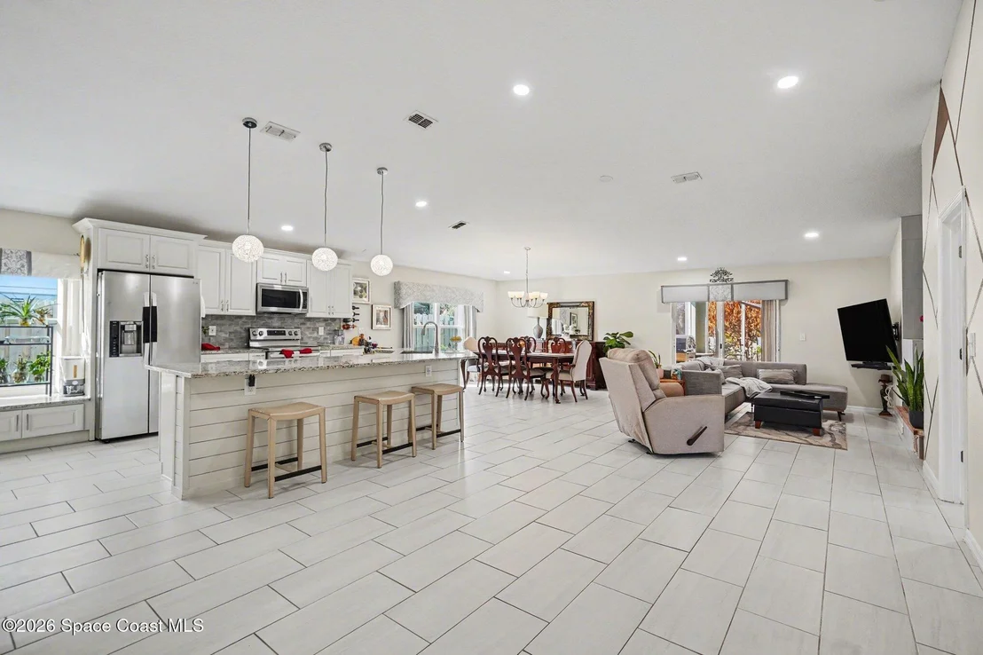 Photo of 215 Mcclain Drive