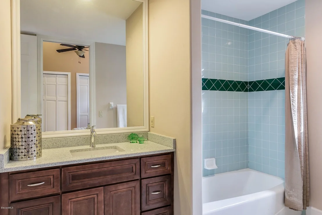 Photo of 774 Glengarry Drive