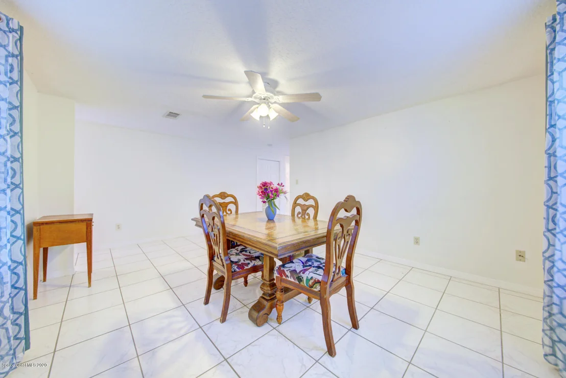 Photo of 4005 Alan Shepard Avenue