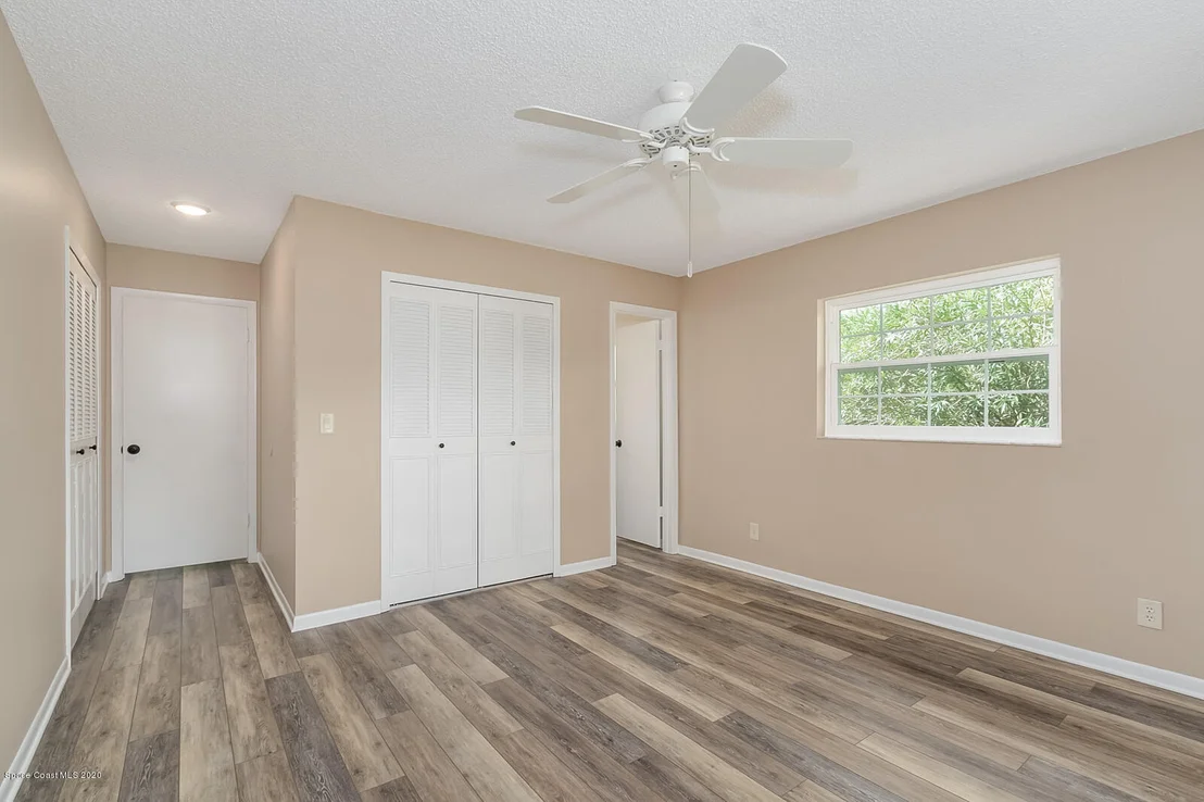 Photo of Unit 67 at 335 Paradise Boulevard