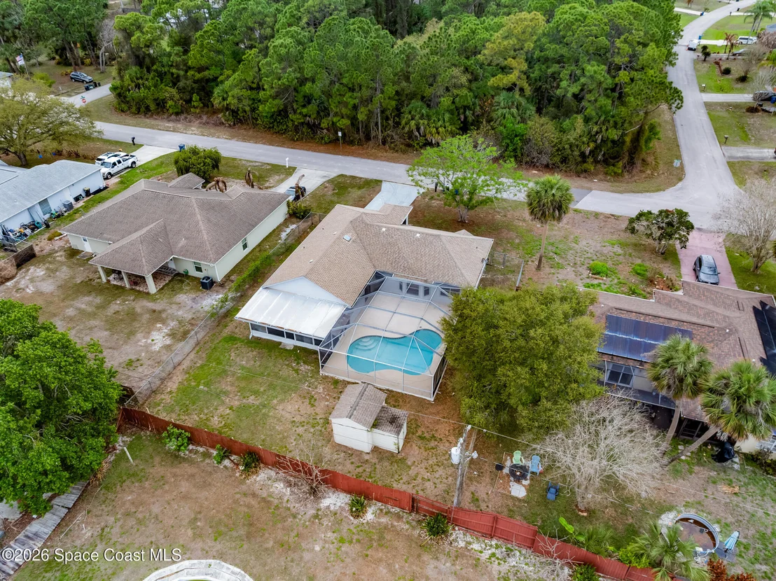 Photo of 220 Lanack Road SE