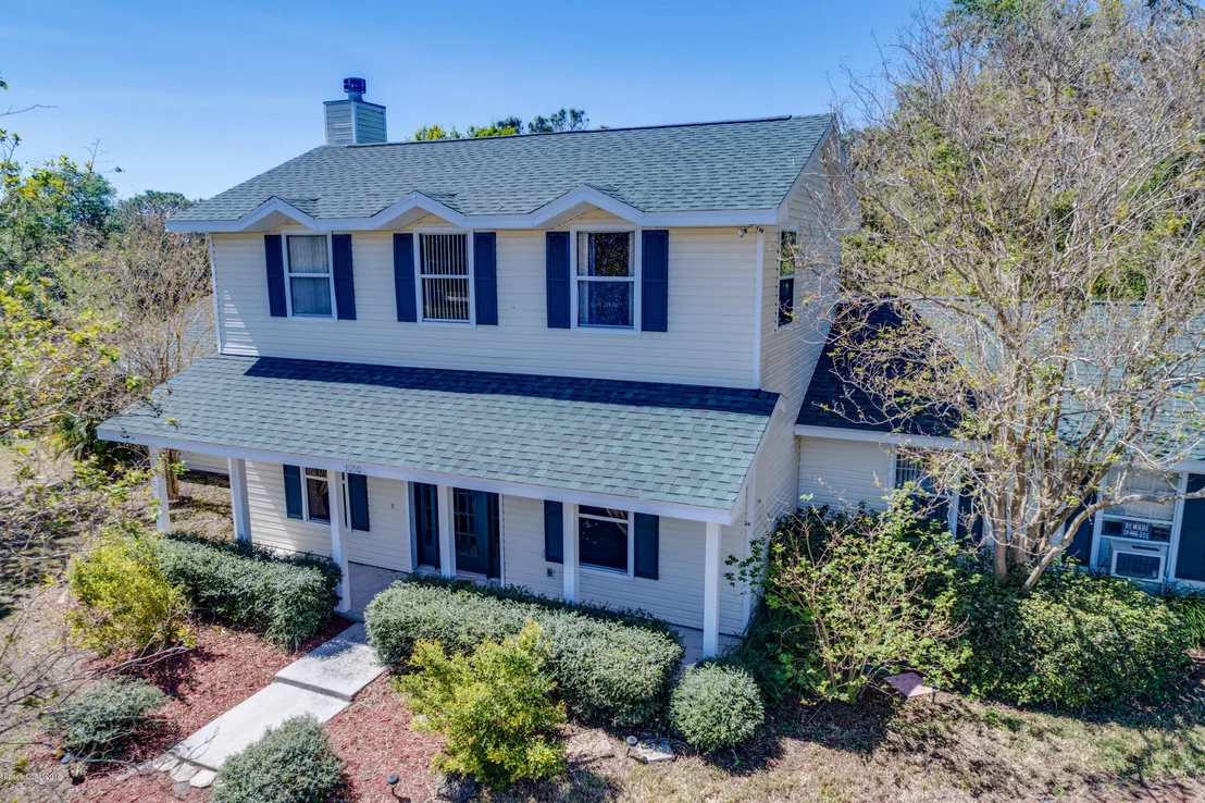 Photo of 3050 Washingtonia Drive