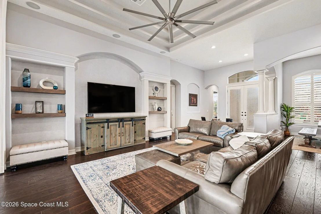 Photo of 2882 Emeldi Lane