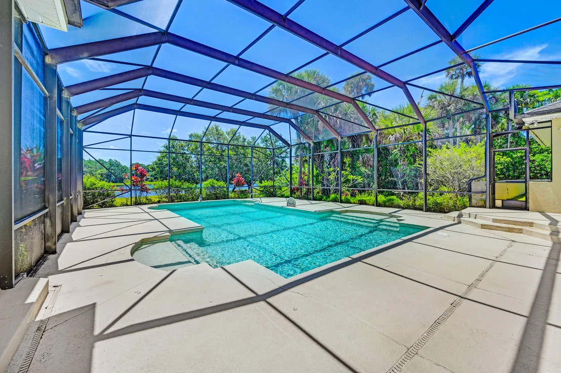Photo of 5640 Willoughby Drive