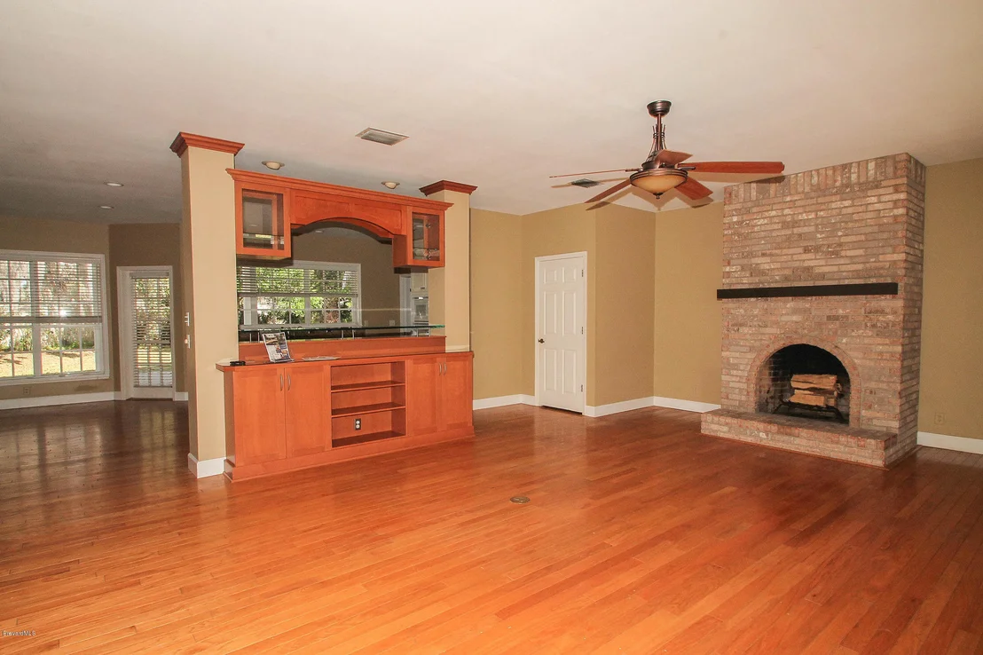 Photo of 440 Bay Point Drive