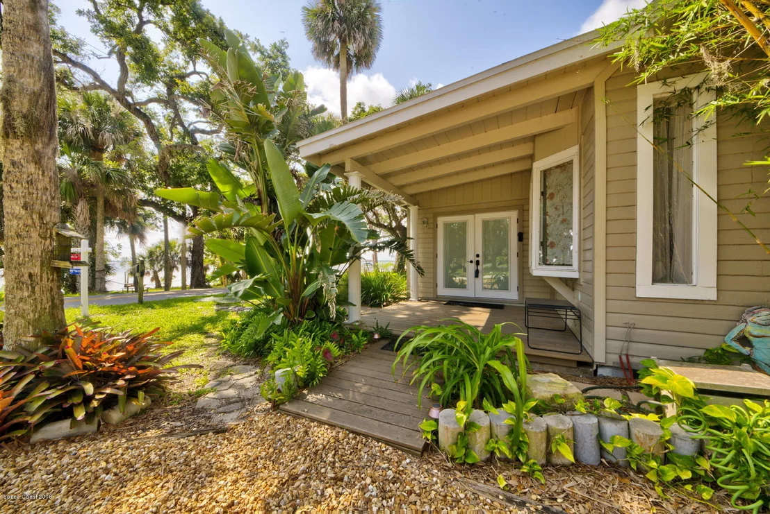 Photo of 4013 Indian River Drive N