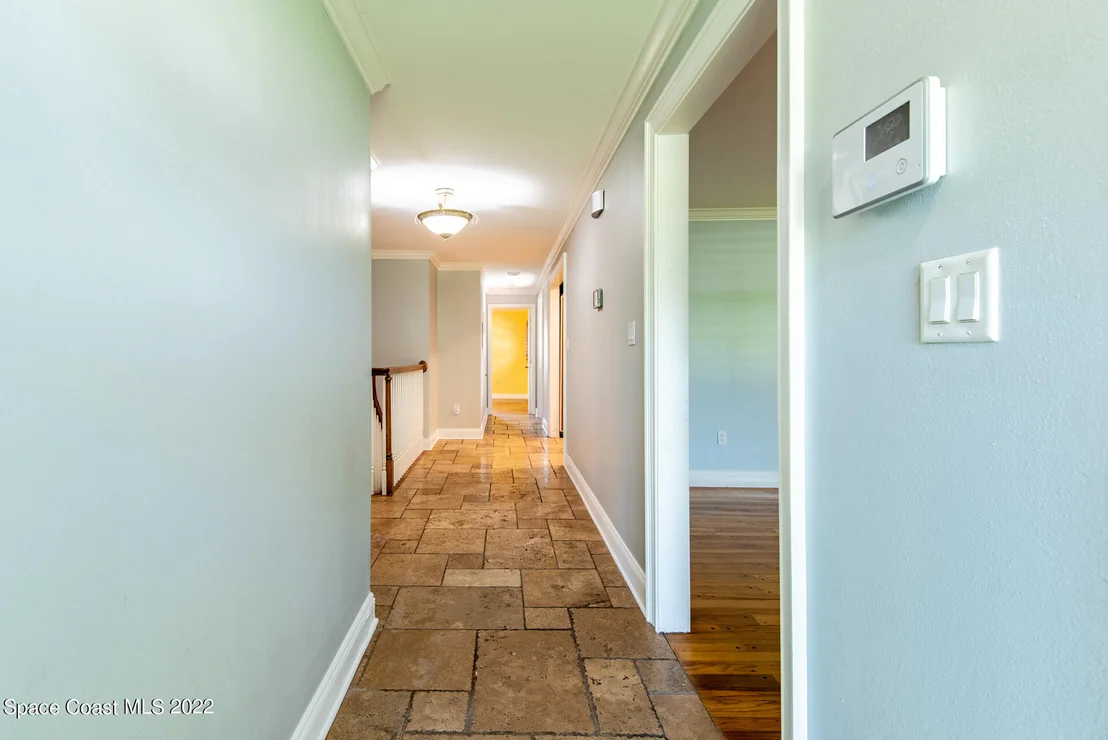 Photo of 935 Whitmire Drive