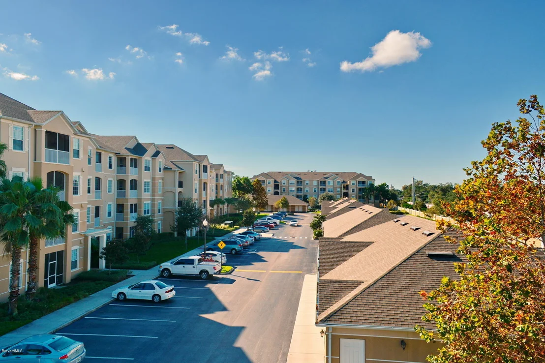 Photo of Unit 310 at 3848 Lexmark Lane