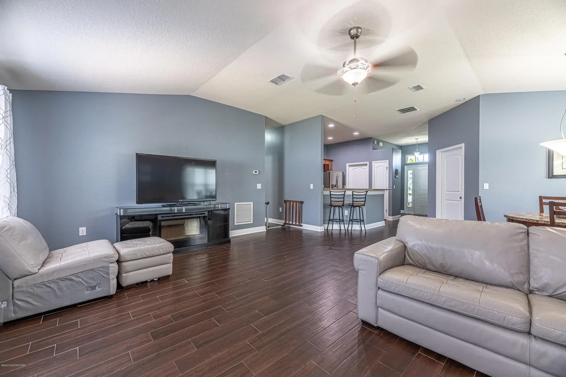 Photo of 1546 Alaqua Way