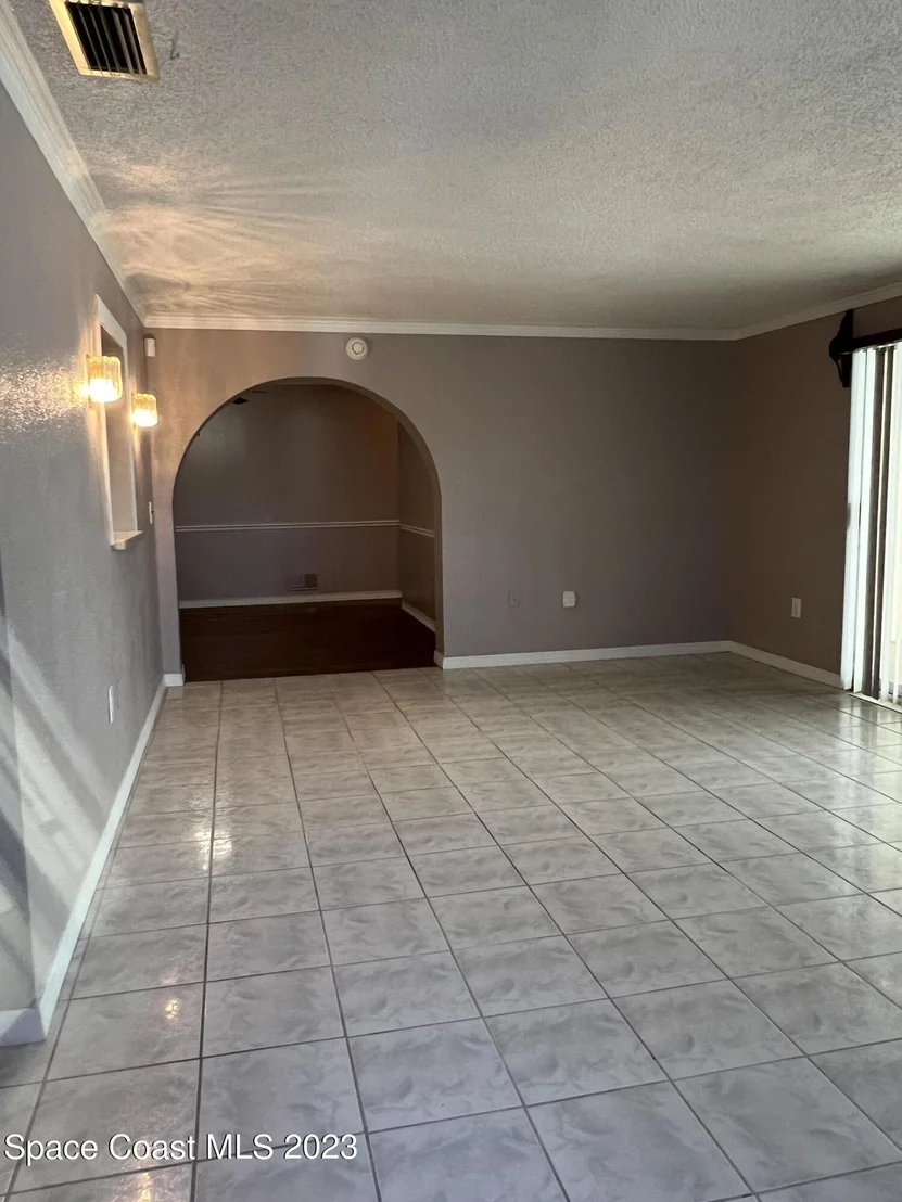 Photo of 3522 E Roundtree Drive