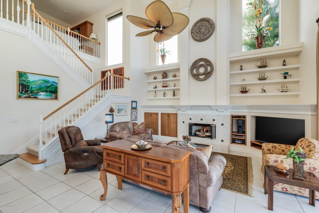 Photo of 422 Flanders Drive