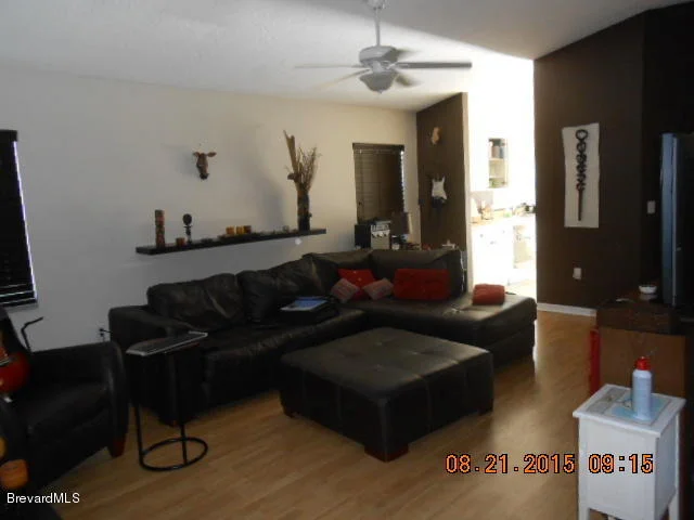 Photo of 805 NE BRACKEN Terrace