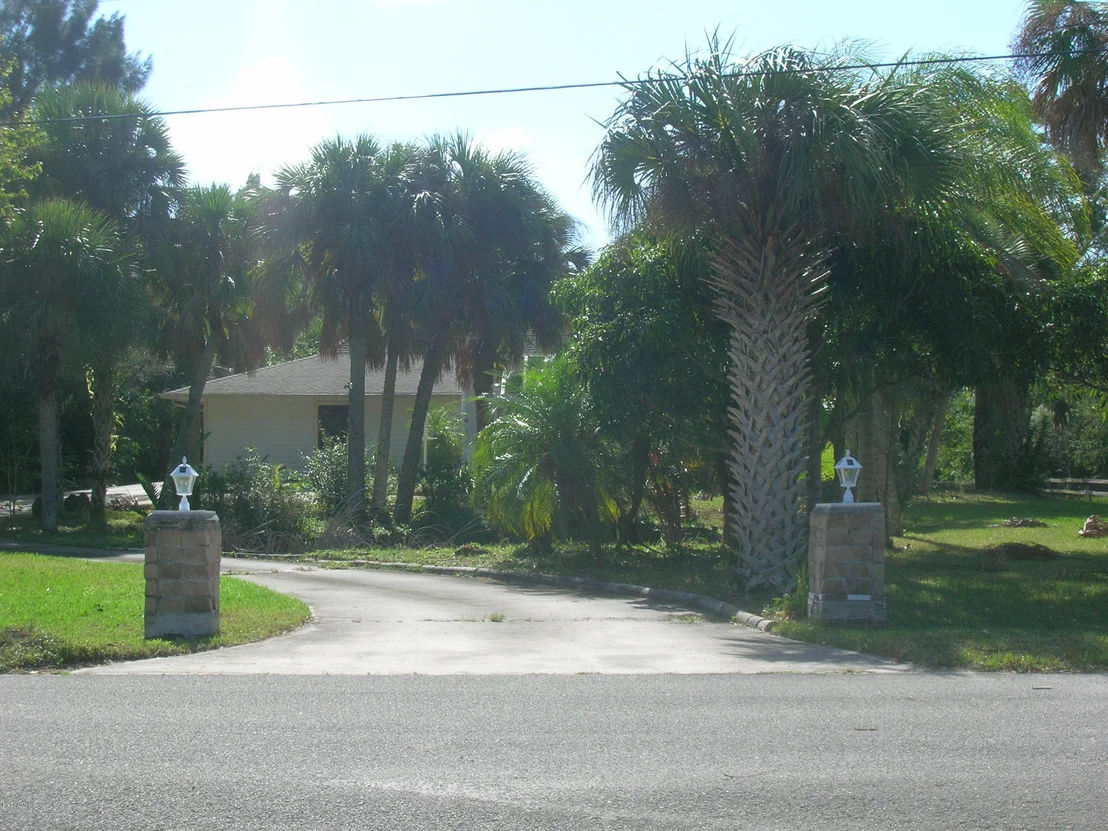 Photo of 5487 Sand Lake Drive