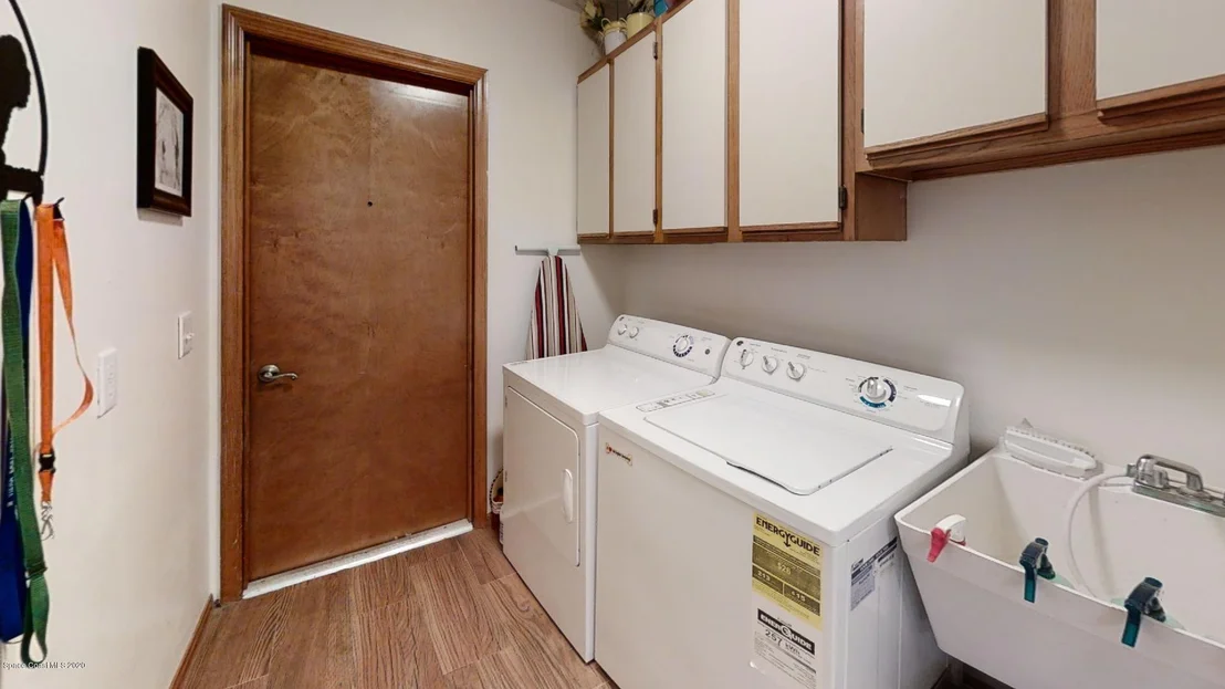 Photo of 1380 Silver Lake Drive