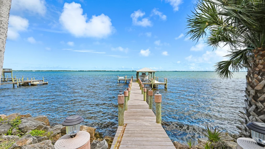 Photo of 3799 Riverside Drive