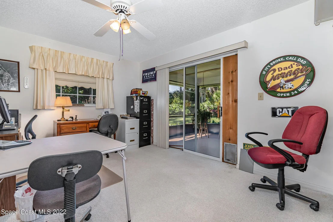 Photo of 4050 Burkholm Road