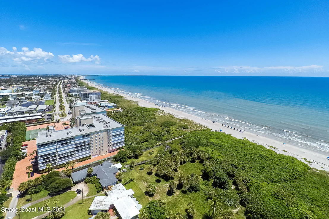 Photo of Unit 607 at 3400 Ocean Beach Boulevard