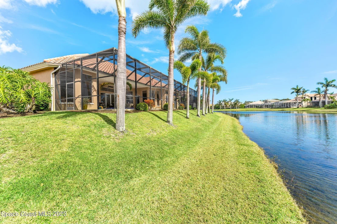 Photo of 325 Normandy Drive