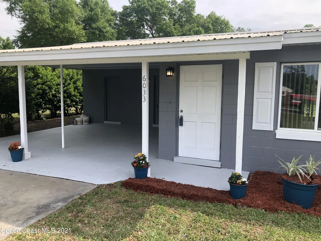 Photo of 6033 Palm Street