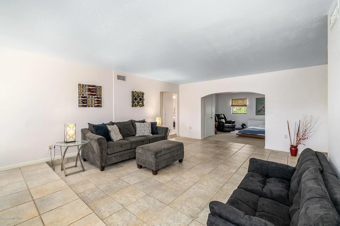 Photo of 110 Surry Lane