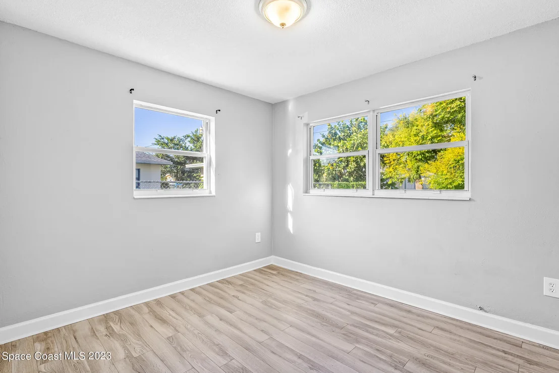 Photo of 696 Teak Drive