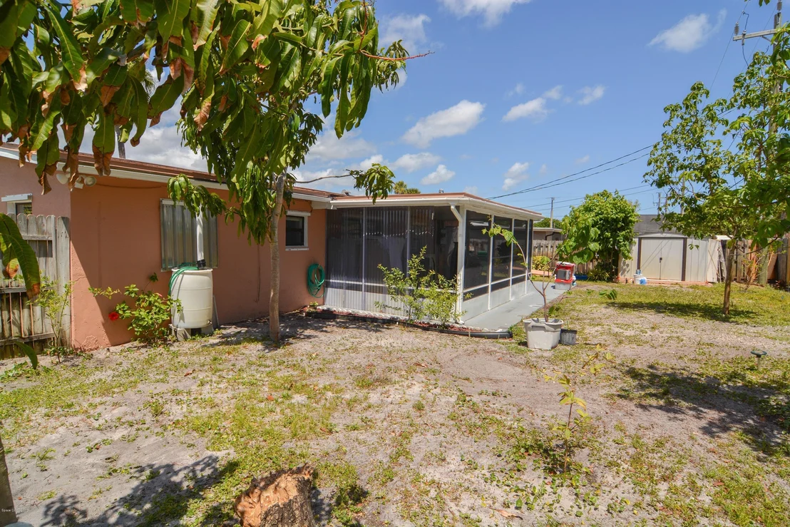 Photo of 857 Ixora Drive