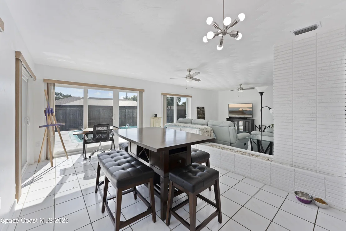 Photo of 1155 Wild Rose Drive NE