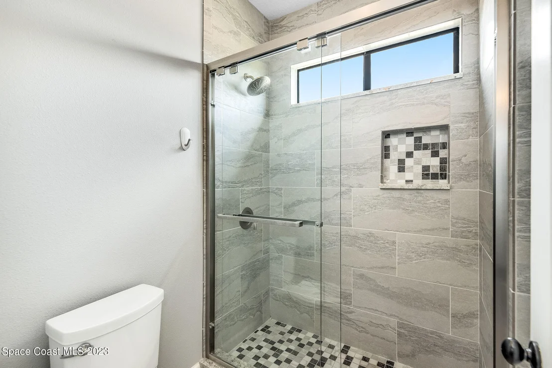 Photo of 609 Monterey Drive