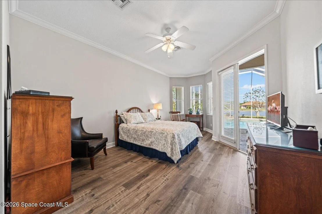 Photo of 1050 Starling Way