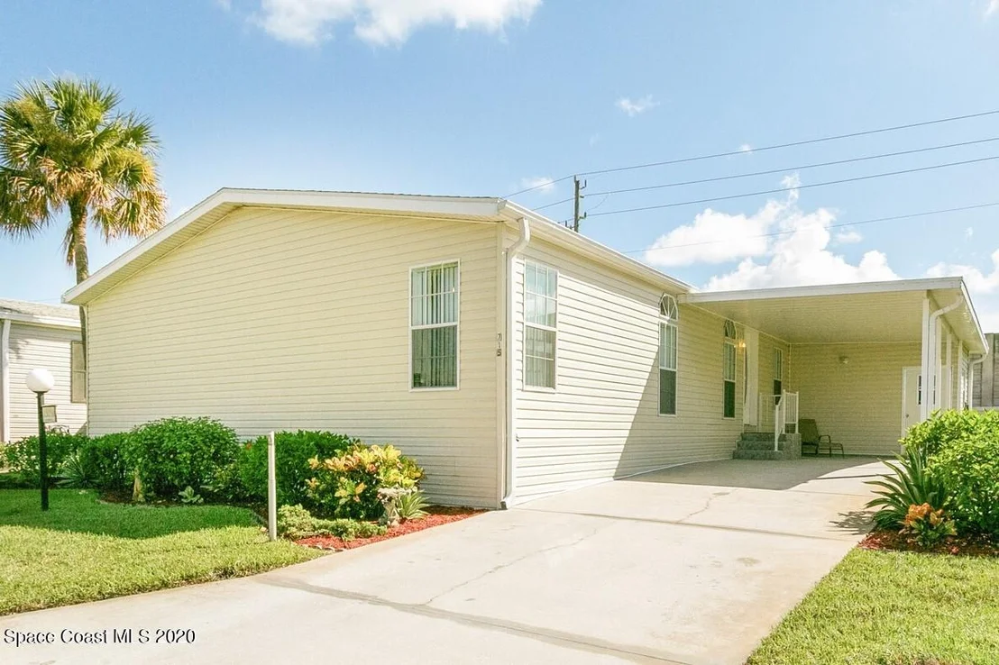 Photo of Unit 117 at 715 Outer Drive