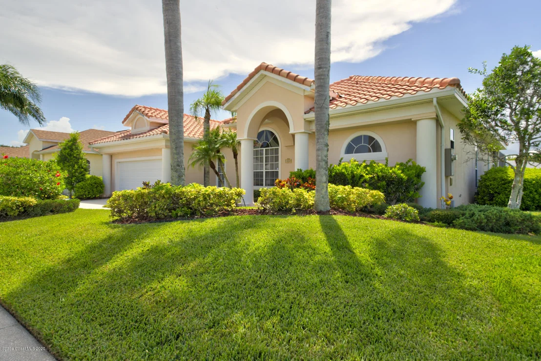 Photo of 1008 Fieldstone Drive