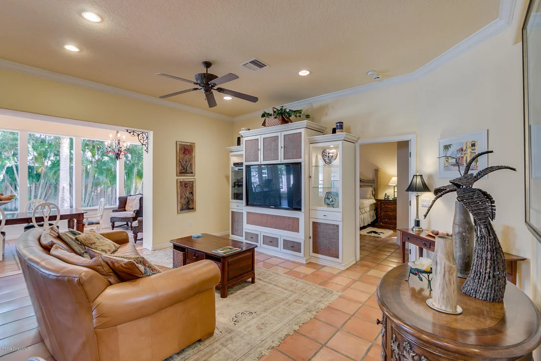 Photo of 438 Sandy Key