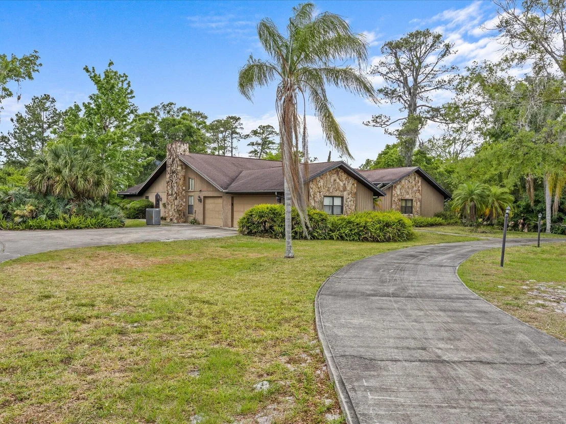 Photo of 1209 Sand Pine Circle