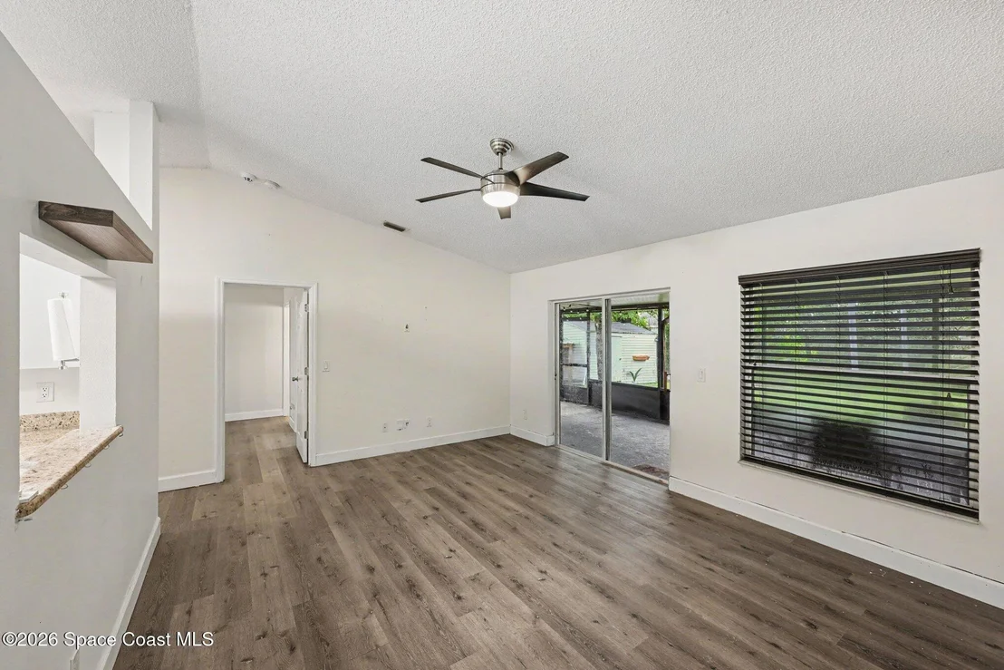 Photo of 6289 Leonard Avenue
