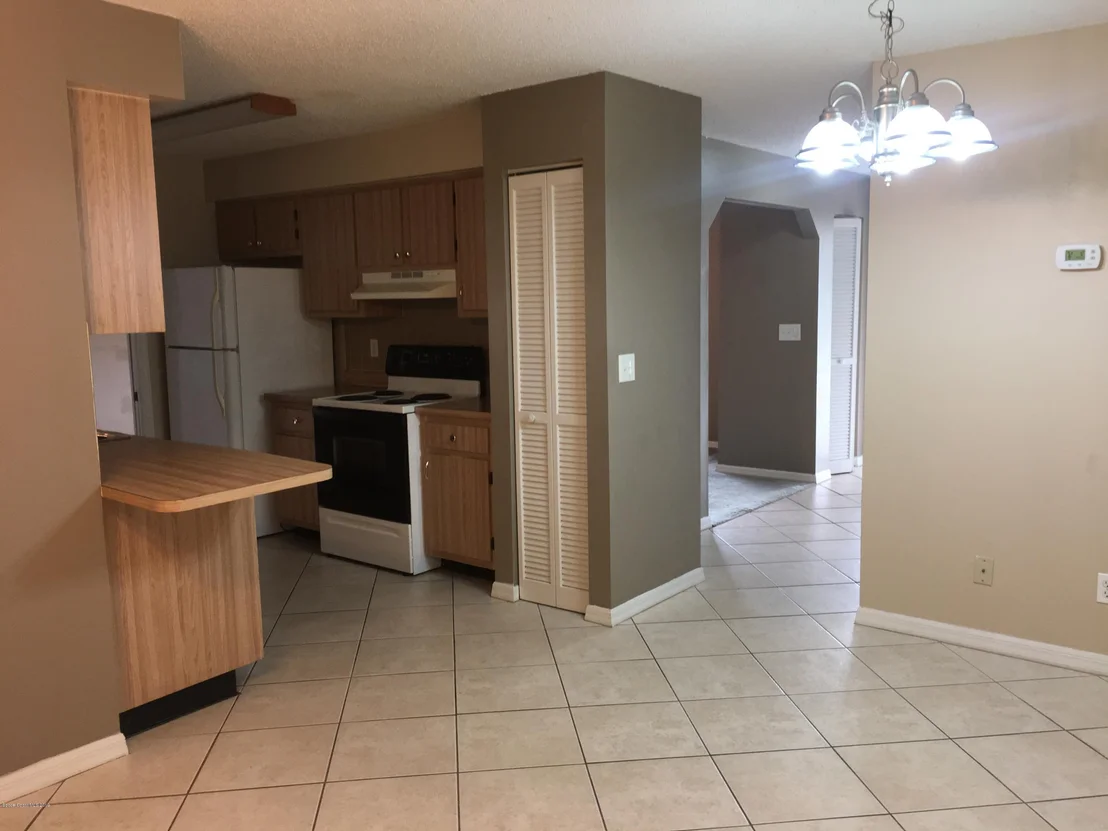 Photo of 573 Walnut Drive