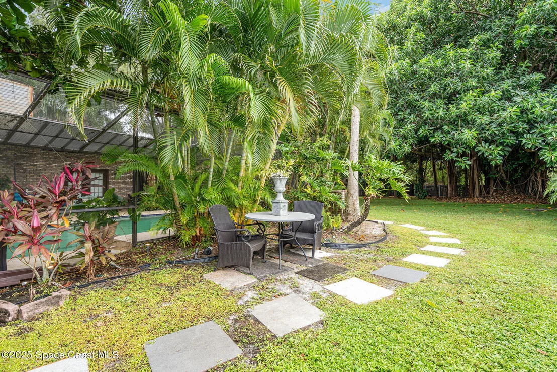 Photo of 562 Lake Ashley Circle