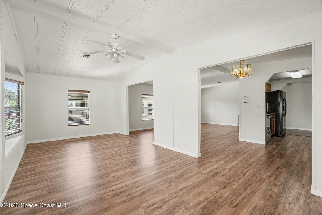 Photo of 637 Wedelia Drive