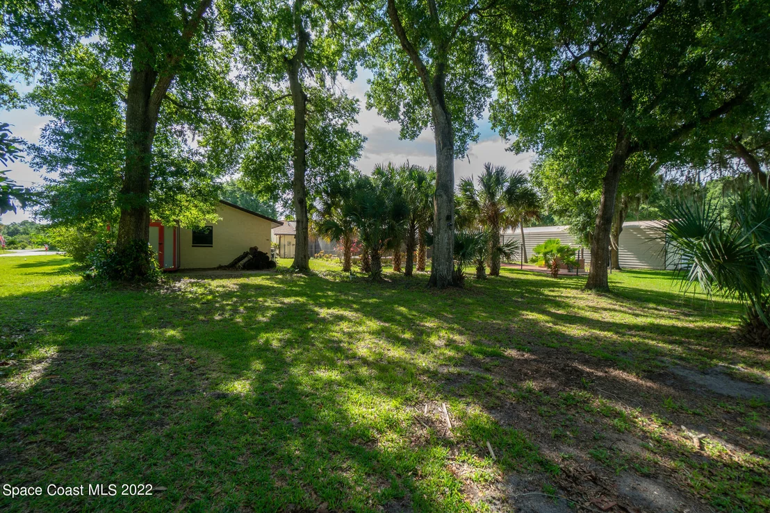 Photo of 2190 N Singleton Avenue