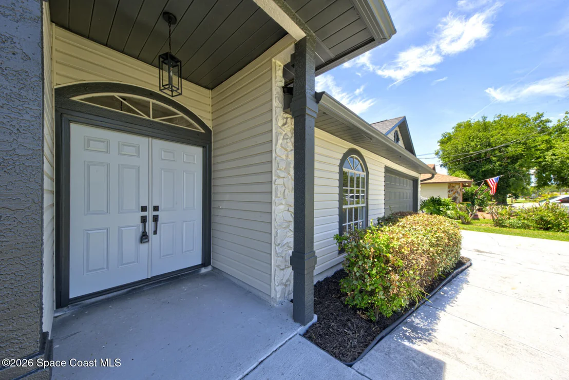 Photo of 6215 Grissom Parkway