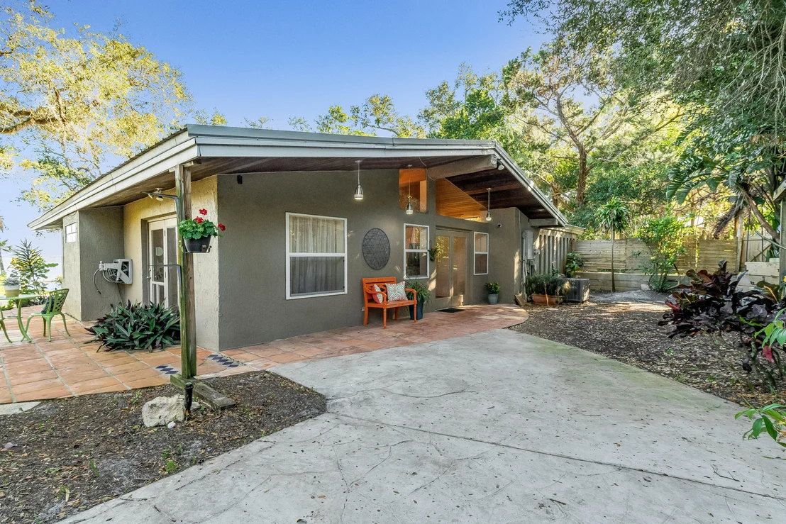 Photo of 4445 N Indian River Drive