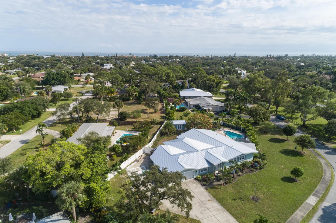 Photo of 905 Magnolia Drive