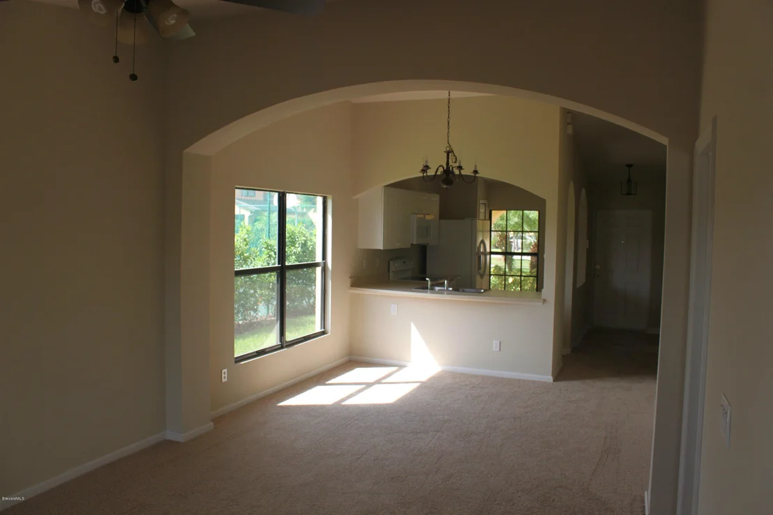 Photo of Unit 104 at 910 Luminary Circle