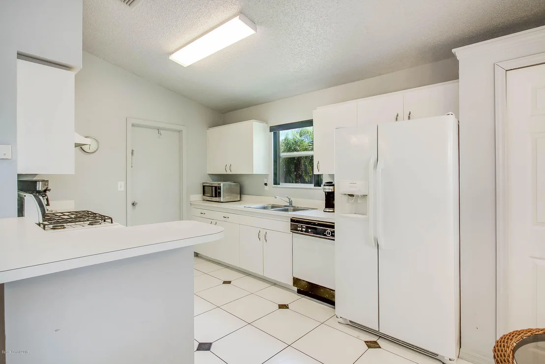 Photo of 7217 Hammock Lakes Drive