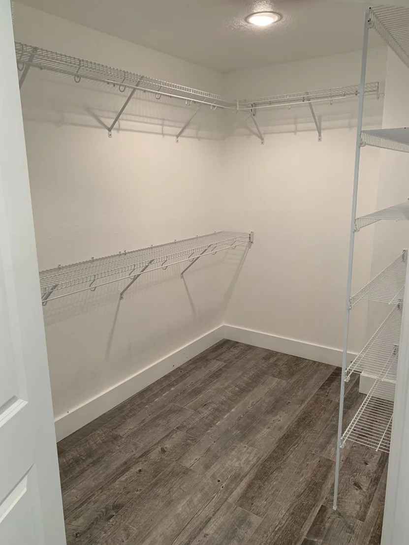 Photo of 4822 Fairview Drive