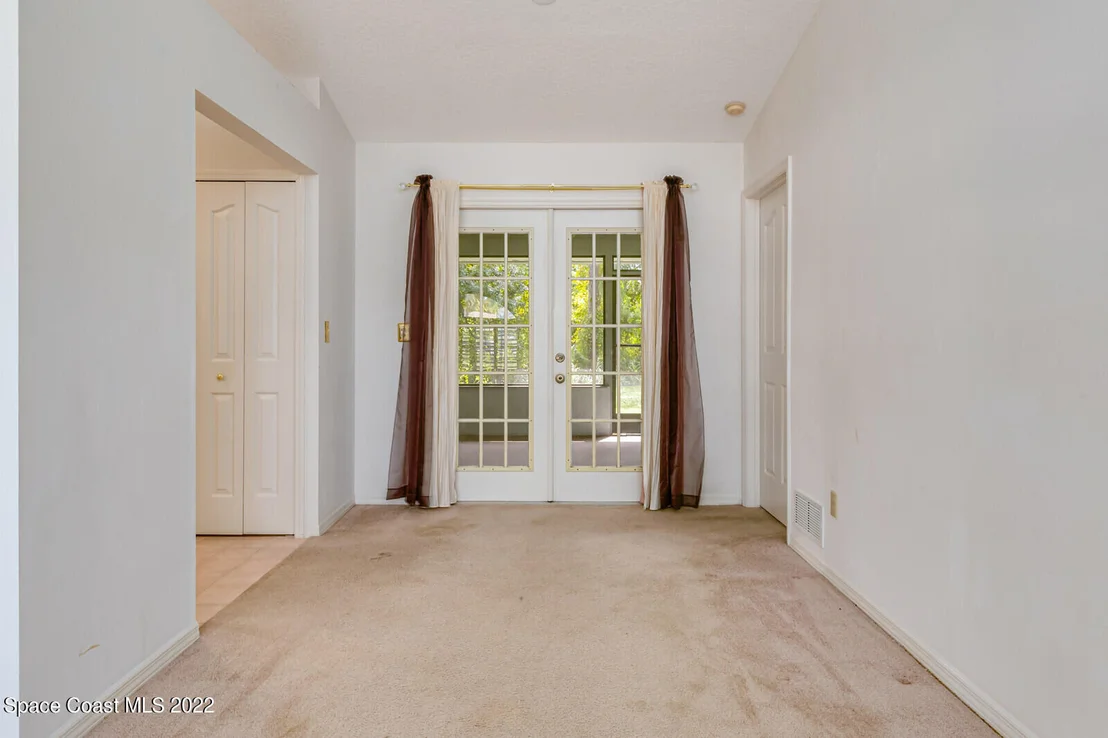 Photo of 5195 Carter Street