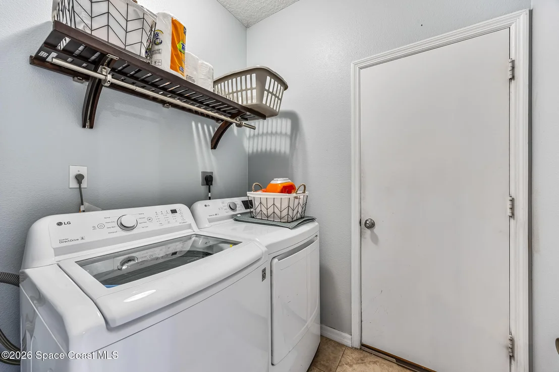 Photo of 2049 Maeve Circle