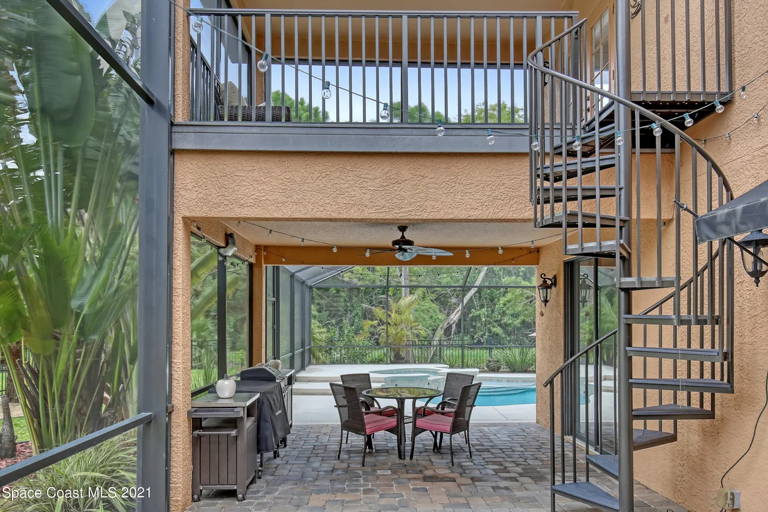 Photo of 1380 Talon Way