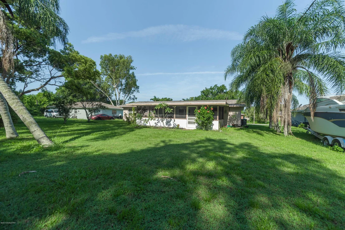 Photo of 785 Aragon Avenue NE