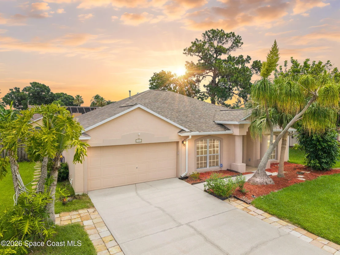 Photo of 970 Kingfisher Way