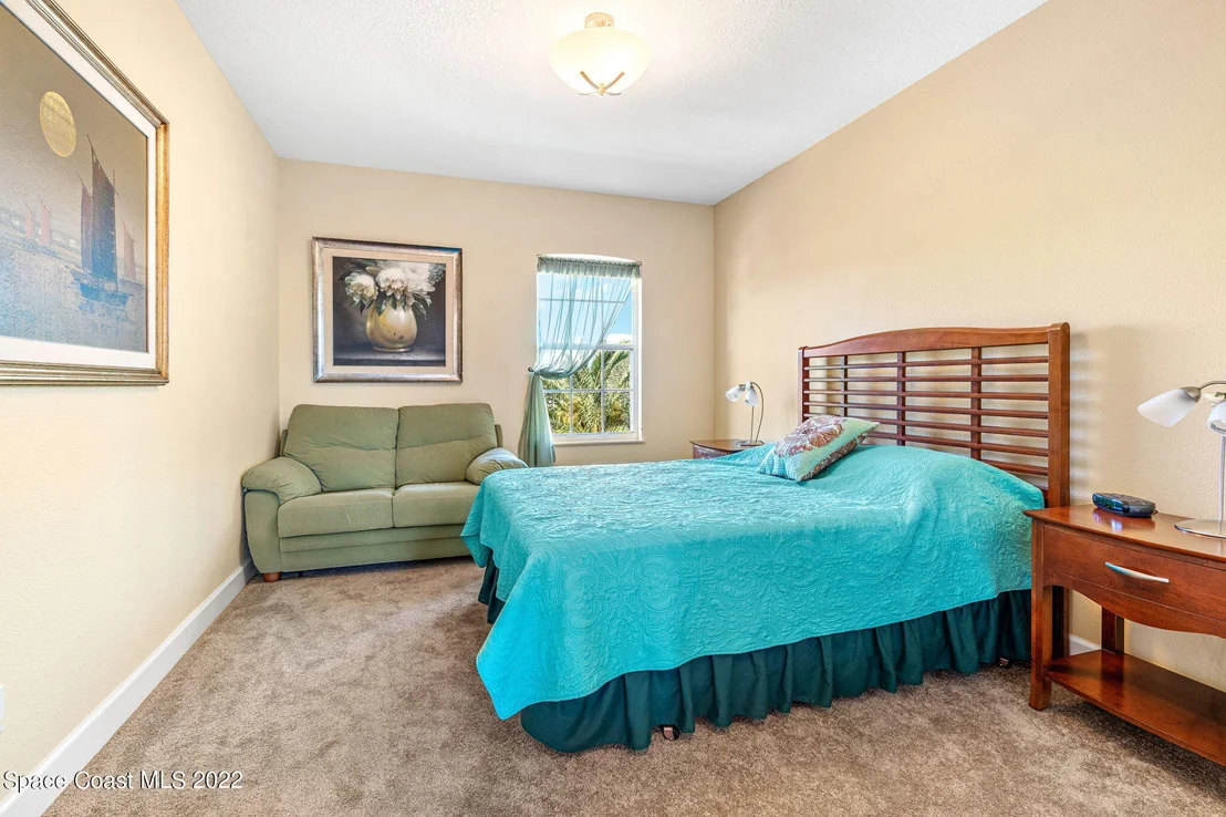 Photo of 233 Flanders Drive